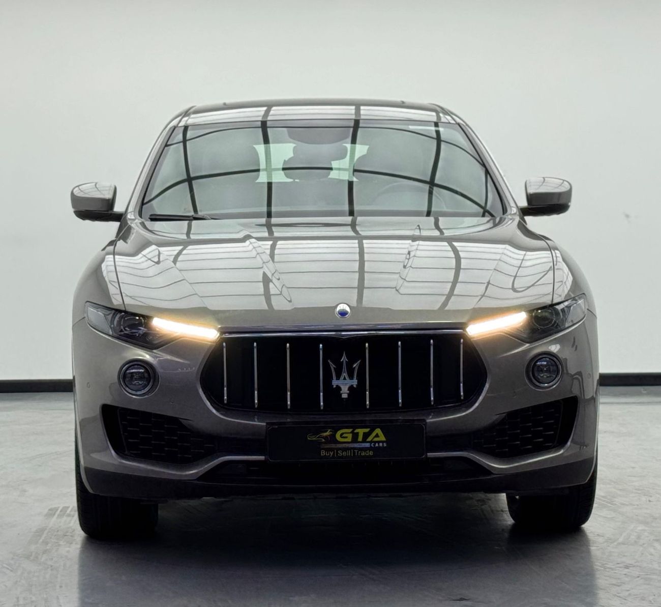 Maserati Levante Std 3.0L (350 HP) 2017 Maserati Levante, Service History, Fully Loaded, Excellent Condition, GCC