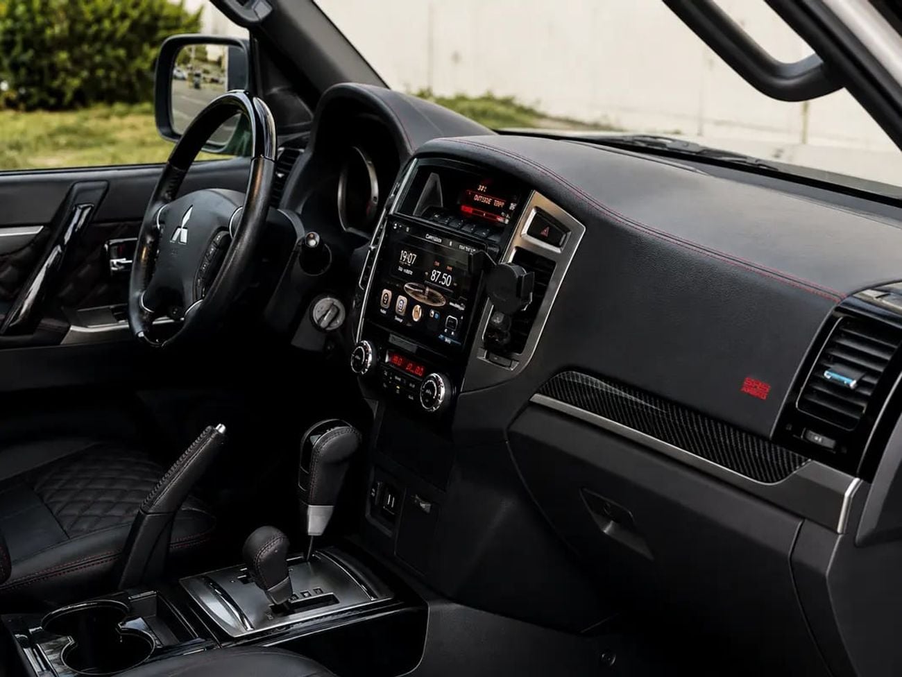 Mitsubishi Pajero GLS Top Line GCC Specs