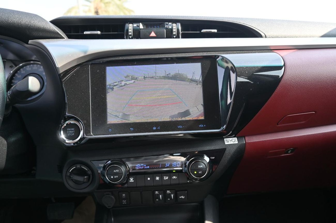 Toyota Hilux S GLX 2.4L 4WD A/T