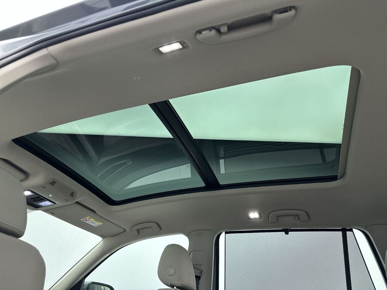 Volkswagen Teramont COMFORTLINE Teramont Comfortline 2L Facelift 2 | Ex-Demo Car| Premium 7-Seater | Panoramic Sunroof | Digital Coc