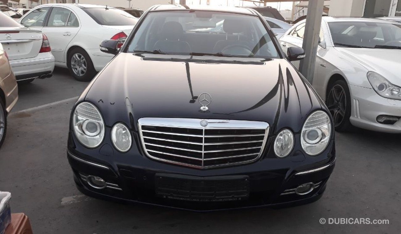 Mercedes-Benz E 280 2009 Full options panoramic roof gulf specs