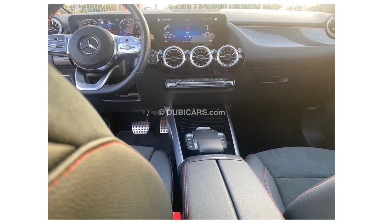 Mercedes-Benz GLA 200 Premium