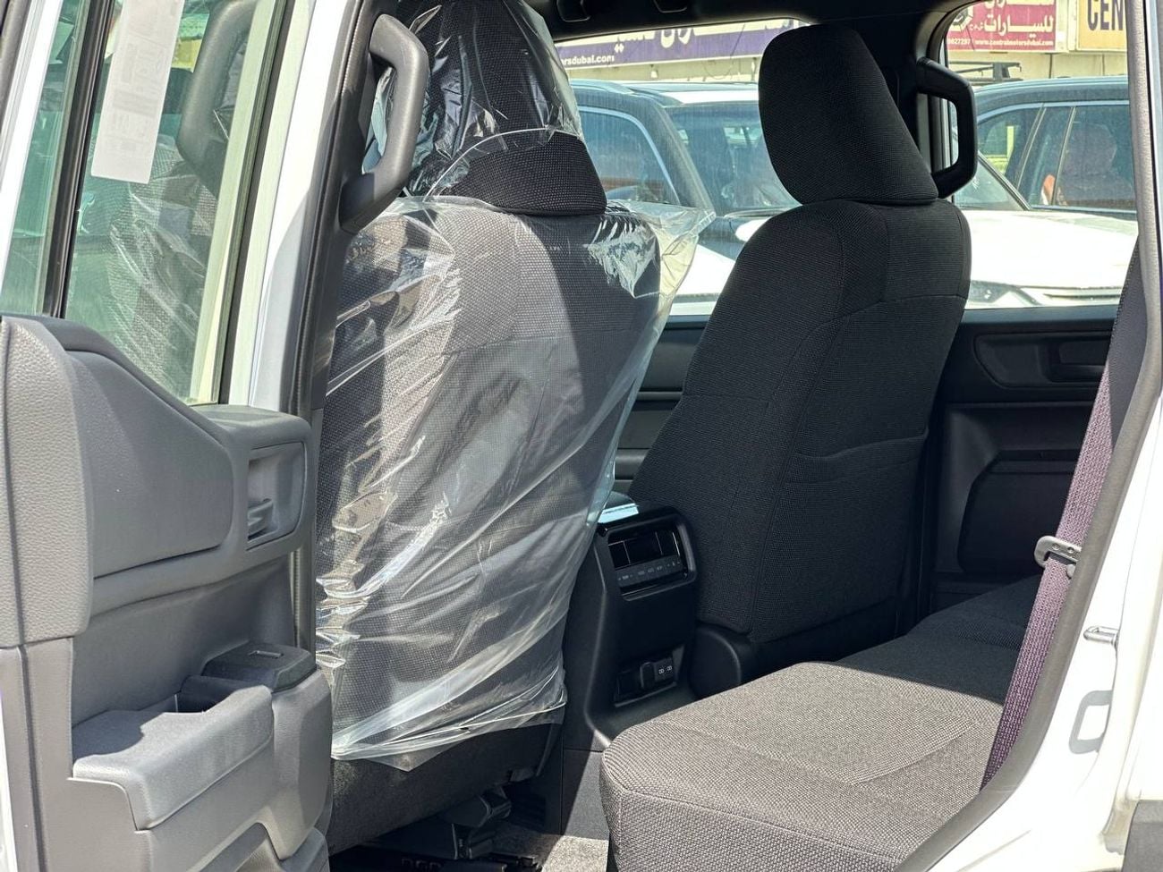 Toyota Prado 2.4L Turbo PTR A/T // 2025 // STD with Cool Box , Sunroof , DVD&Back Camera // Special Offer // By F