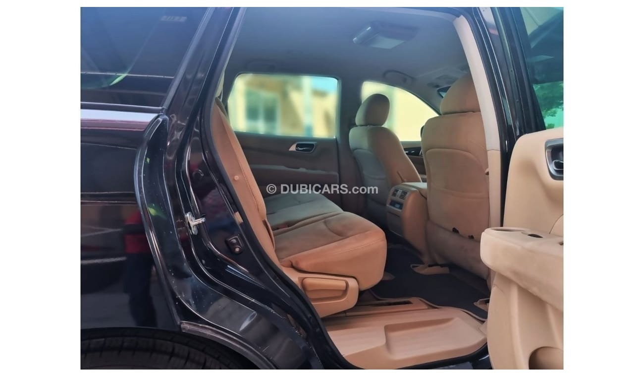 نيسان باثفايندر limited V6-3.5L -GCC- Excellent Condition-Bank Finance Available