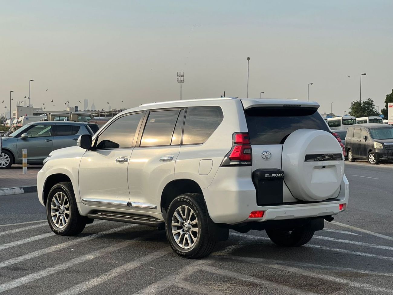 تويوتا برادو 2021 Toyota Prado TXL 4.0L V6 - AWD 4x4 Petrol - GCC-Electric Seat - Rear CAM & Sensors - Cool Box -