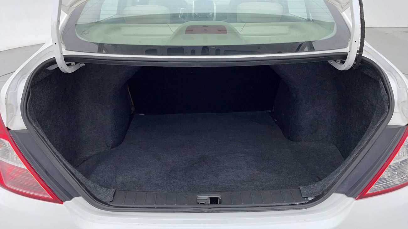 نيسان صني SV 1.5 | بدون دفعة مقدمة | اختبار القيادة في المنزل