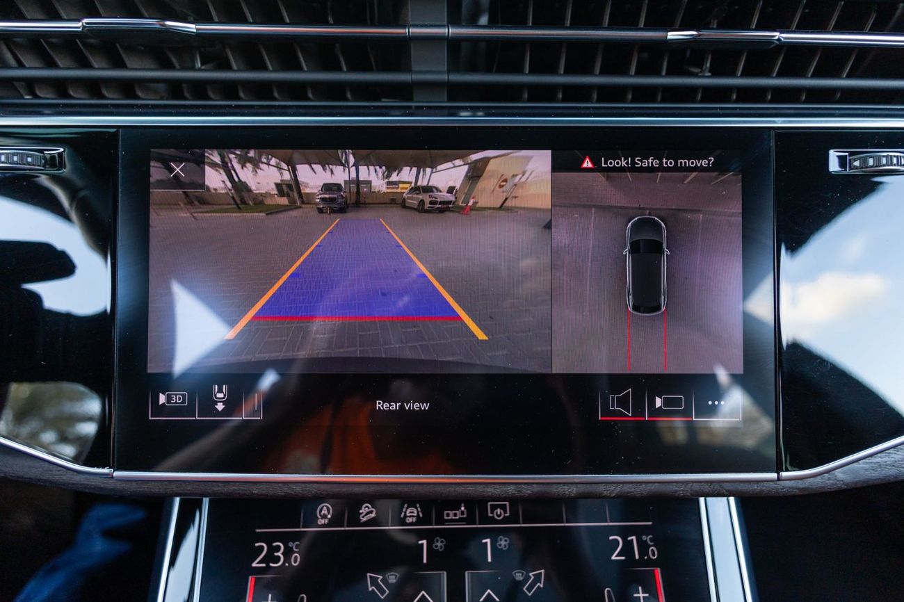 Audi Q8 55 TFSI quattro S-Line 3.0L (340 HP) Audi Q8 55TFSI Quattro S-Line 2019 GCC under Warranty with Flex