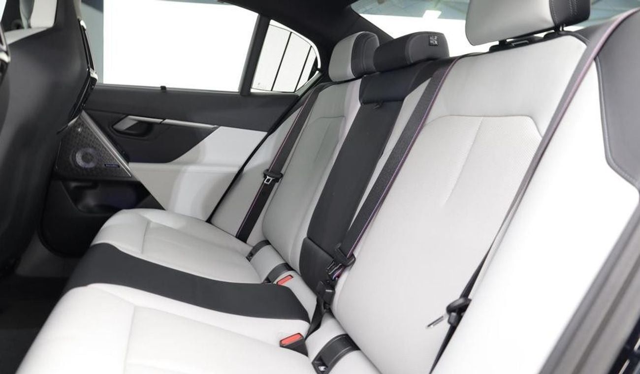 BMW M5 M5 saloon 4.4 4dr RIGHT HAND DRIVE