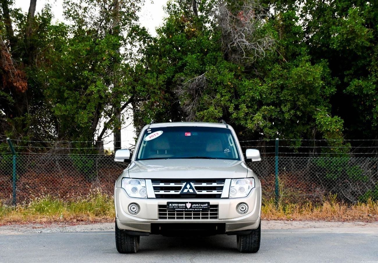 Mitsubishi Pajero GLS HIGHLINE Mitsubishi Pajero Gulf 2012 Specs in excellent condition 3.5L (5 Seater)