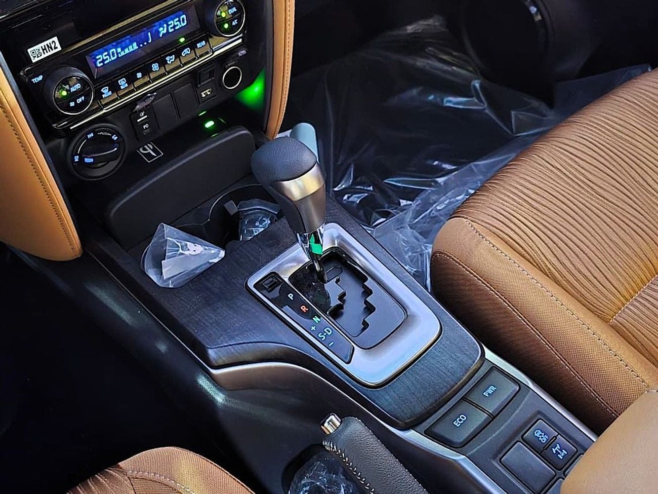 تويوتا فورتونر VX1 4.0L