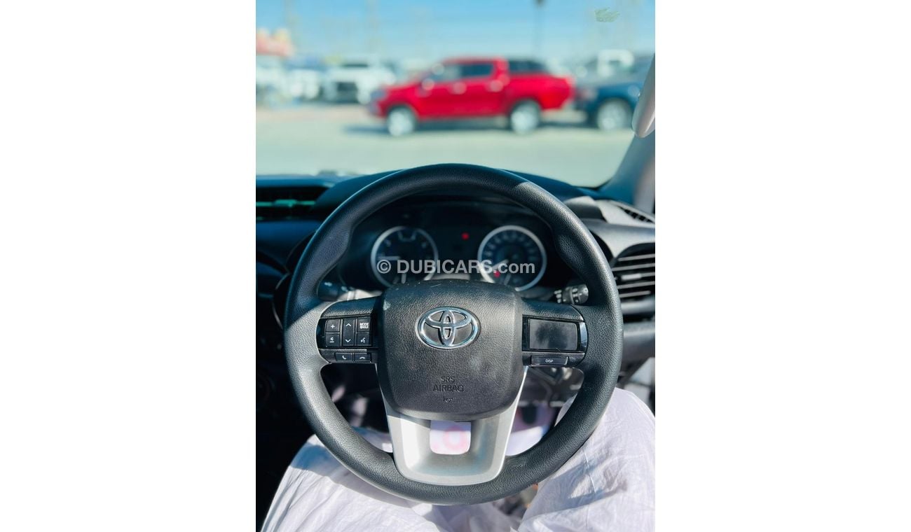 Toyota Hilux Japan 2.4 diesel, Right hand drive