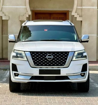 Nissan Patrol LE PLATINUM محول خليجي فل المكينه الكبيرة LE Platinum GCC Specs - Excellent Condition