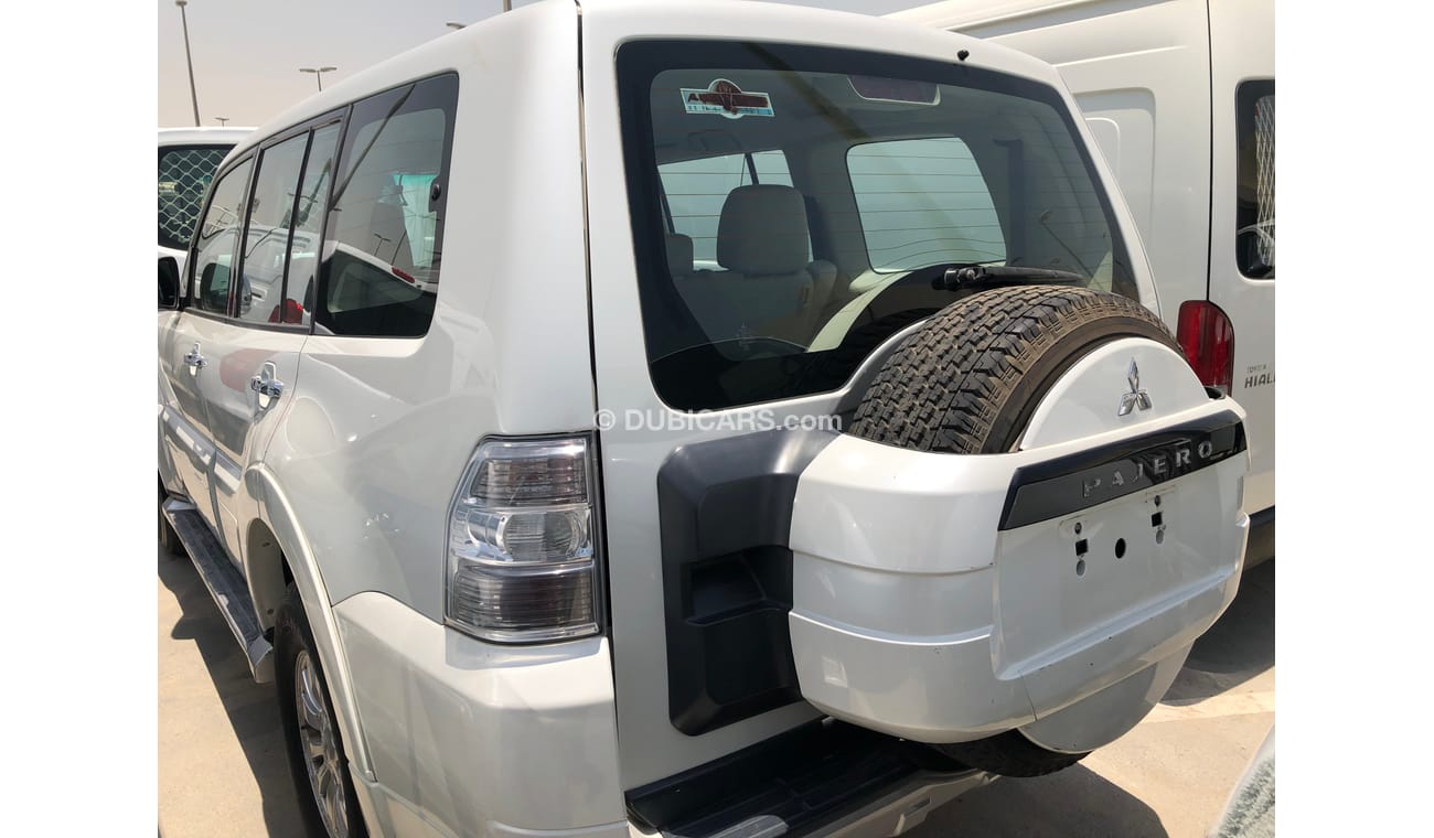 Mitsubishi Pajero Gls,Model:2010. Excellent condition