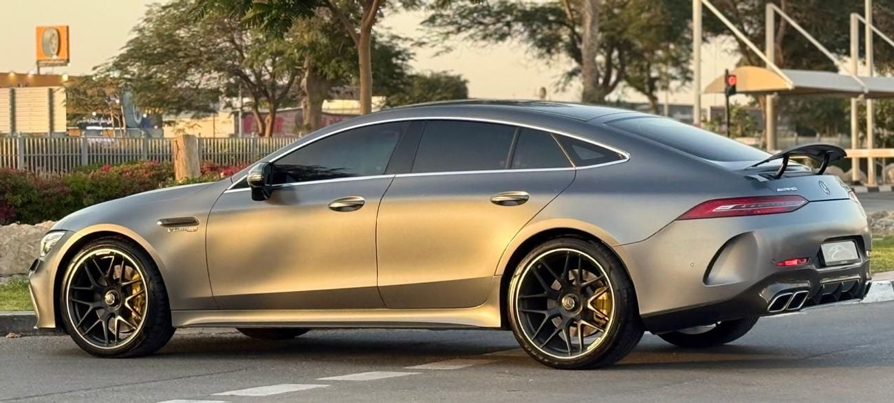 مرسيدس بنز GT 63 S 