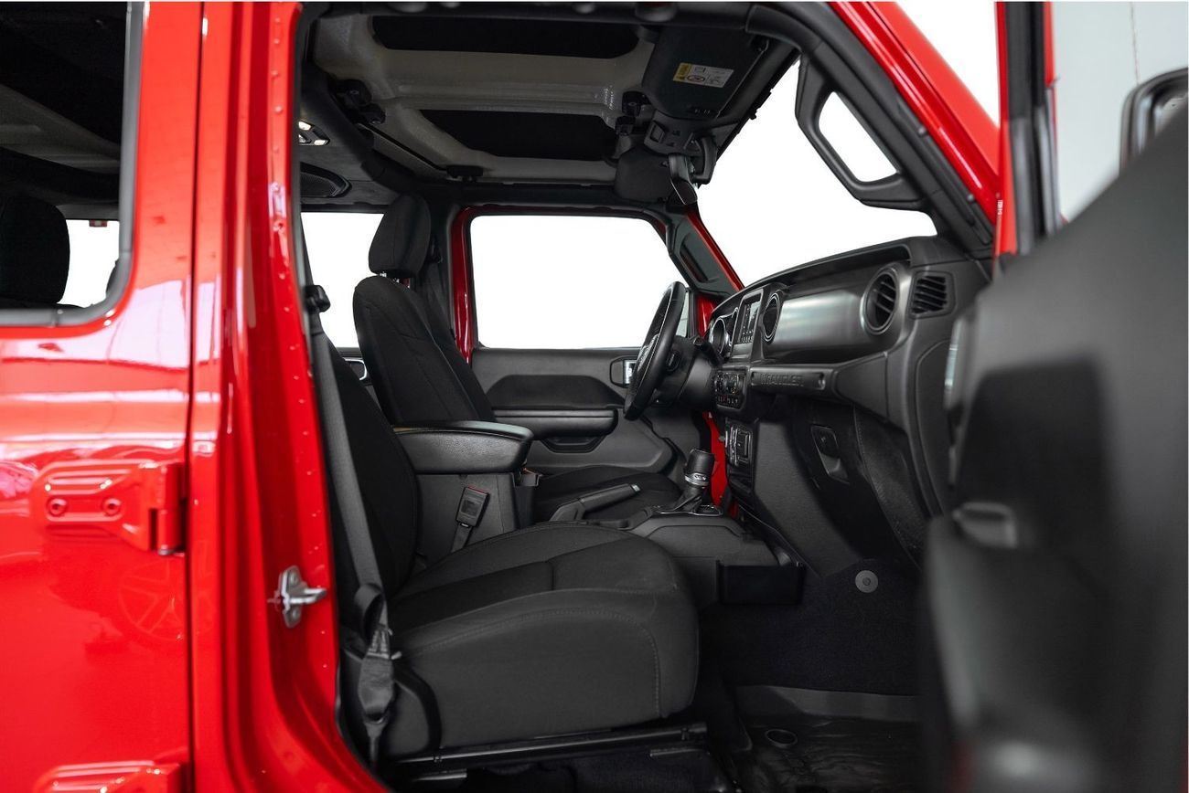 Jeep Wrangler Unlimited Sport 3.6L A/T