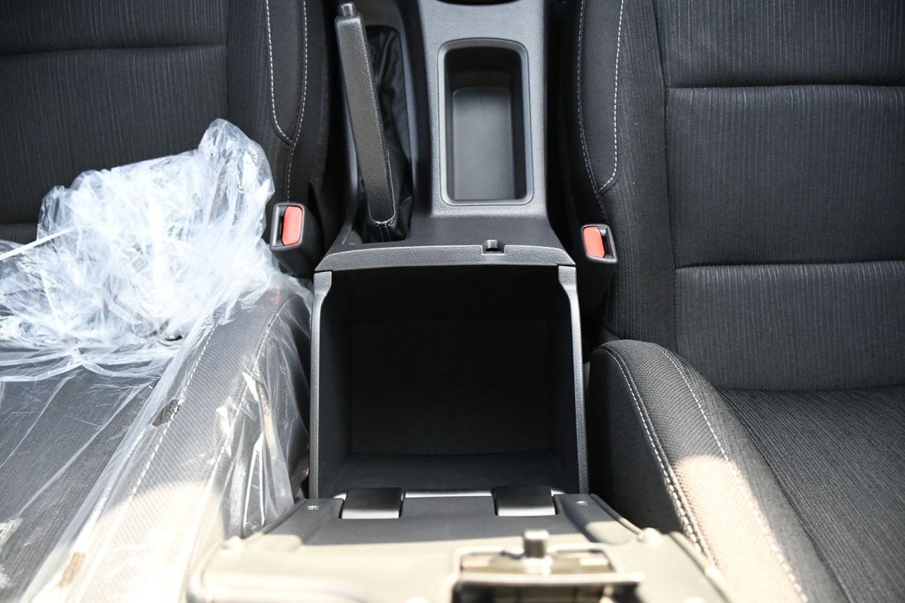 تويوتا هيلوكس Adventure 4.0L V6 with BSM ! Door Molding