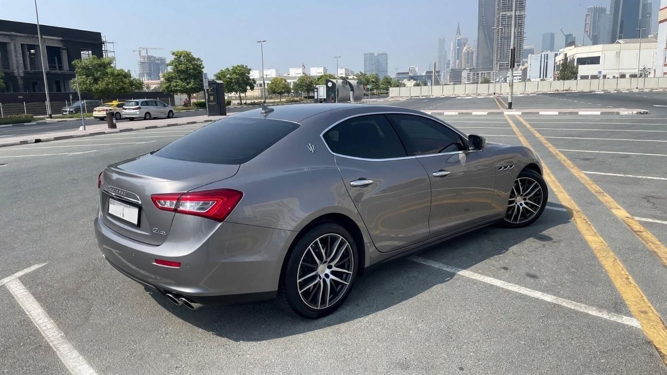 Maserati Ghibli STANDARD