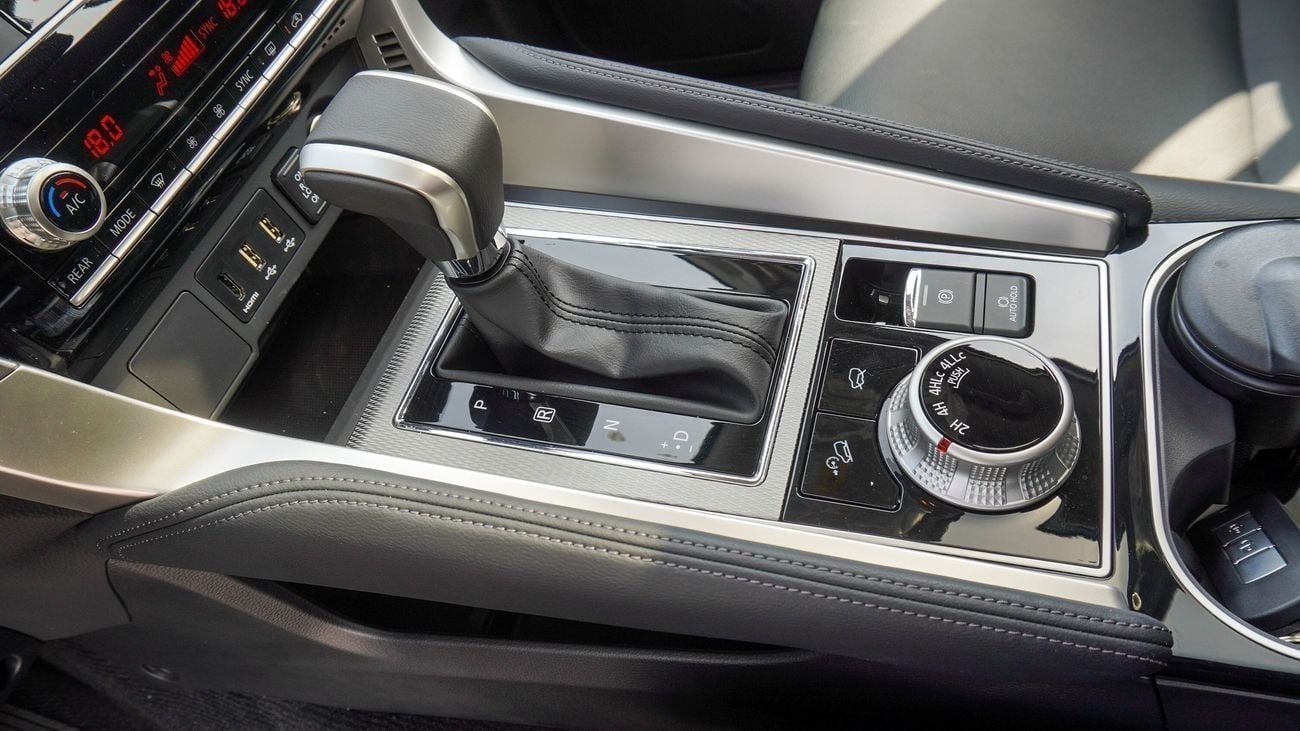 ميتسوبيشي مونتيرو سبورت 3.0L