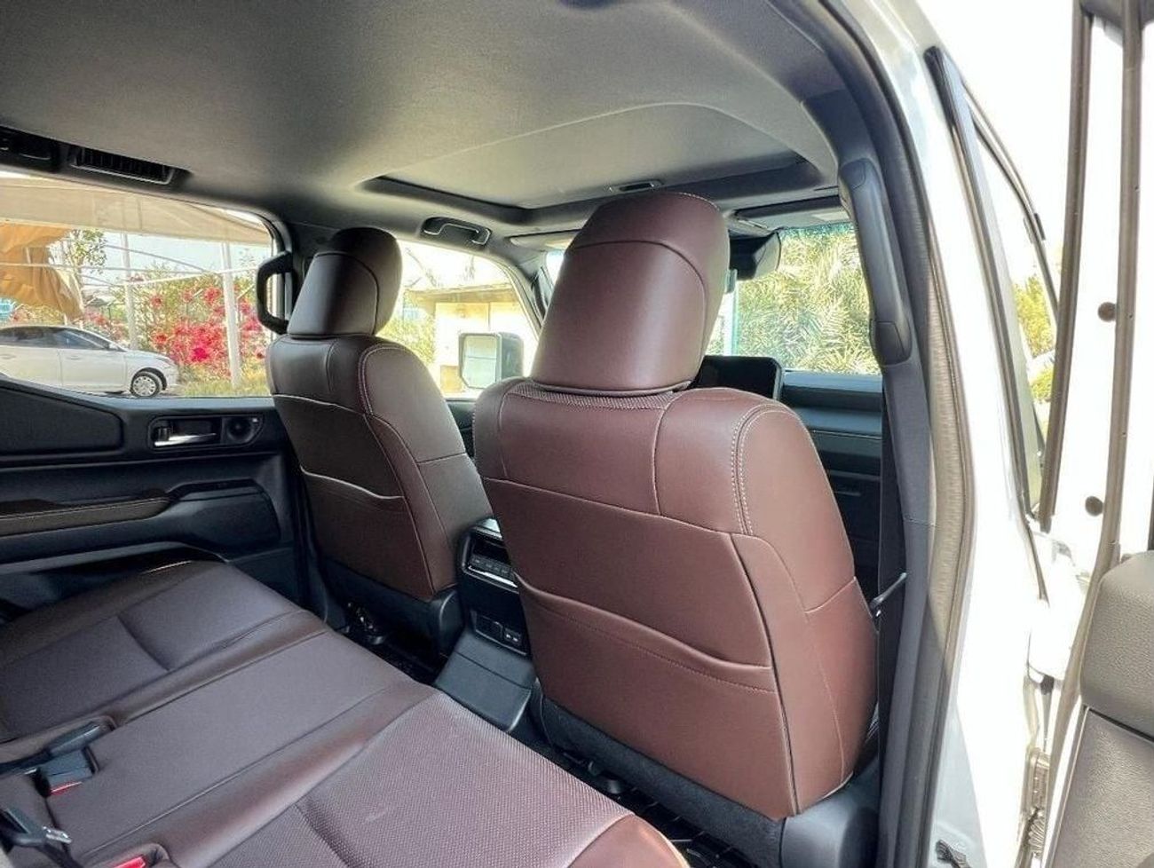 تويوتا برادو i-FORCE MAX 2.4L TURBO L4 HYBRID PREMIUM 2024 Model