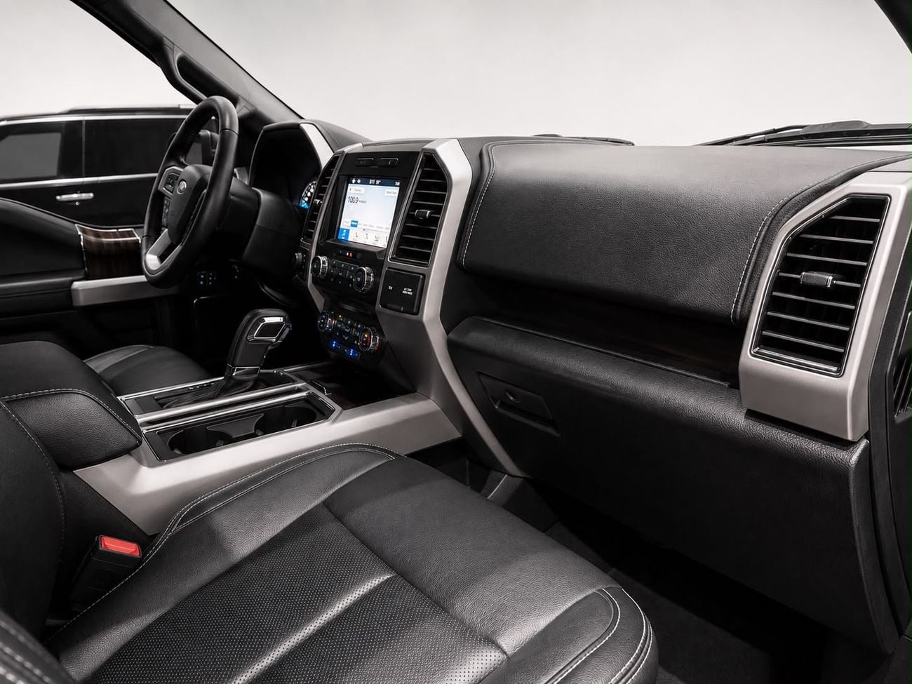 Ford F-150 LARIAT