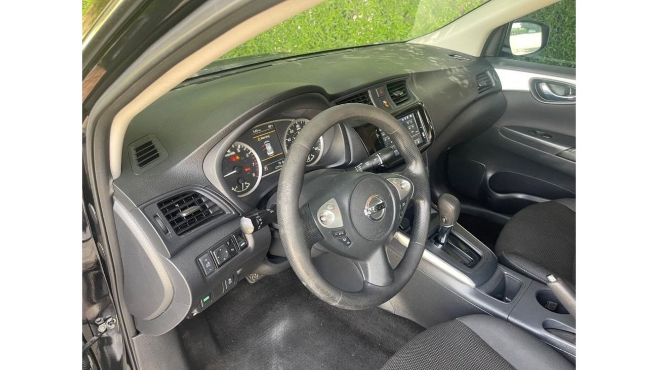 Nissan Sentra Nissan Sentra 2019  L 4 vin: 3N1AB7AP6KY392397( UAS_ SPEC) VERY GOOD CONDITION