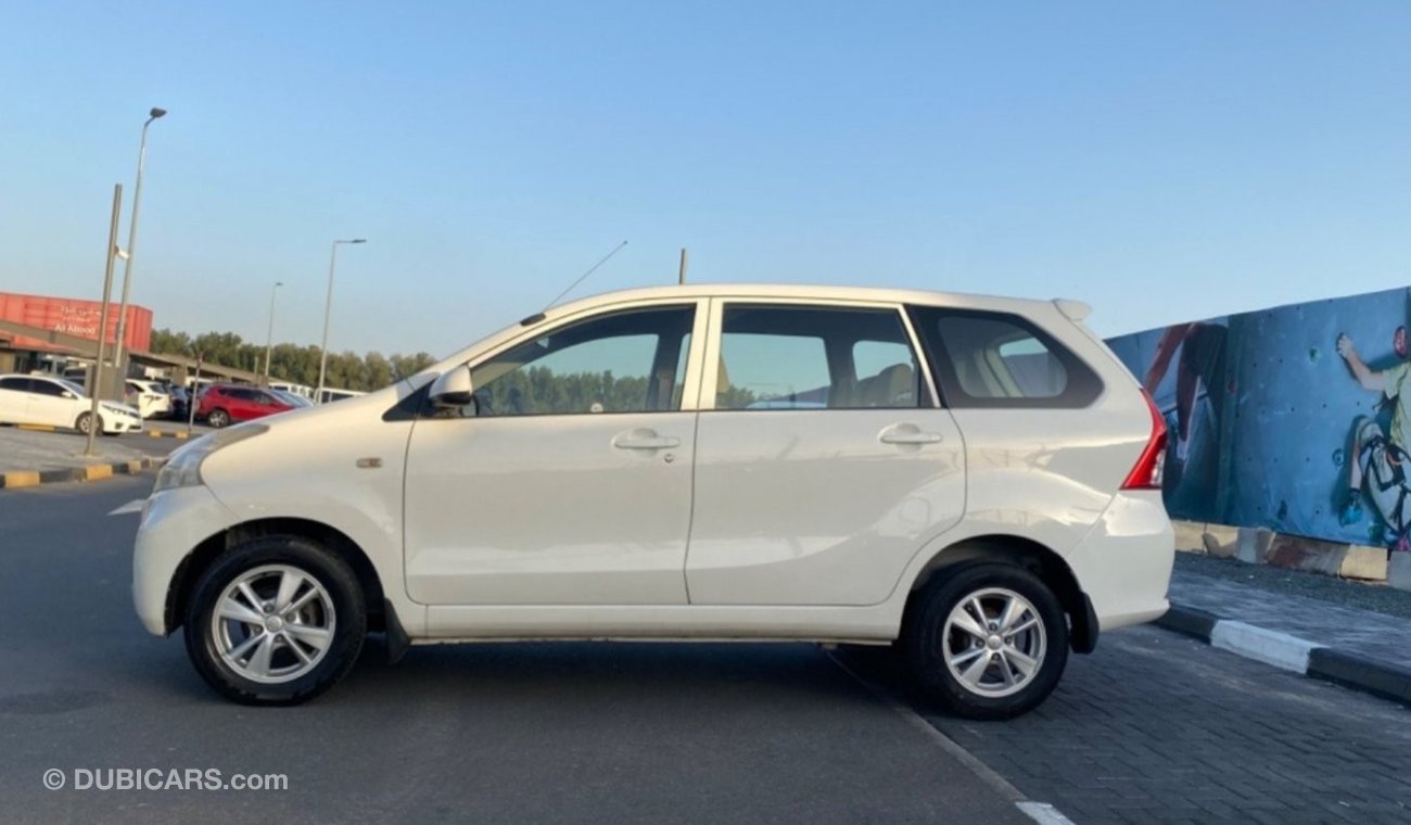 Toyota Avanza SE