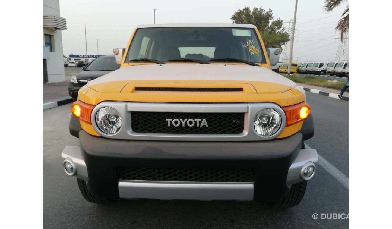 Toyota FJ Cruiser V6 full option