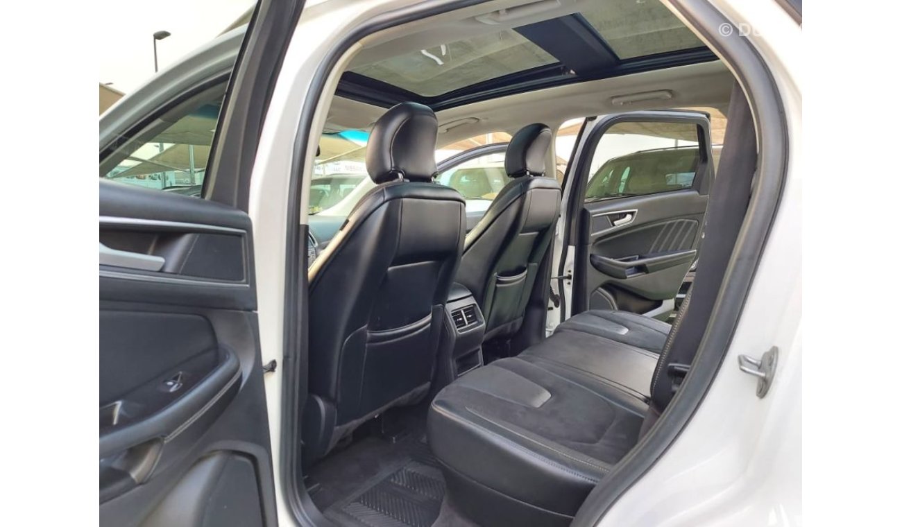 Ford Edge FORD EDGE MODEL 2015 SPORT NUMBER ONE PANORAMA VERY GOOD CONDITION.