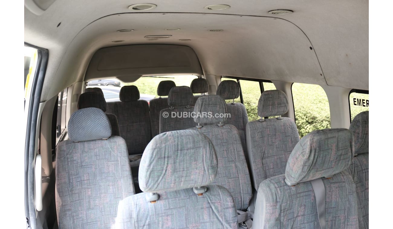 Toyota Hiace TOYOTA HIAC HIGHROOF 15 PASSENGER 2006 PETROL ENGINE
