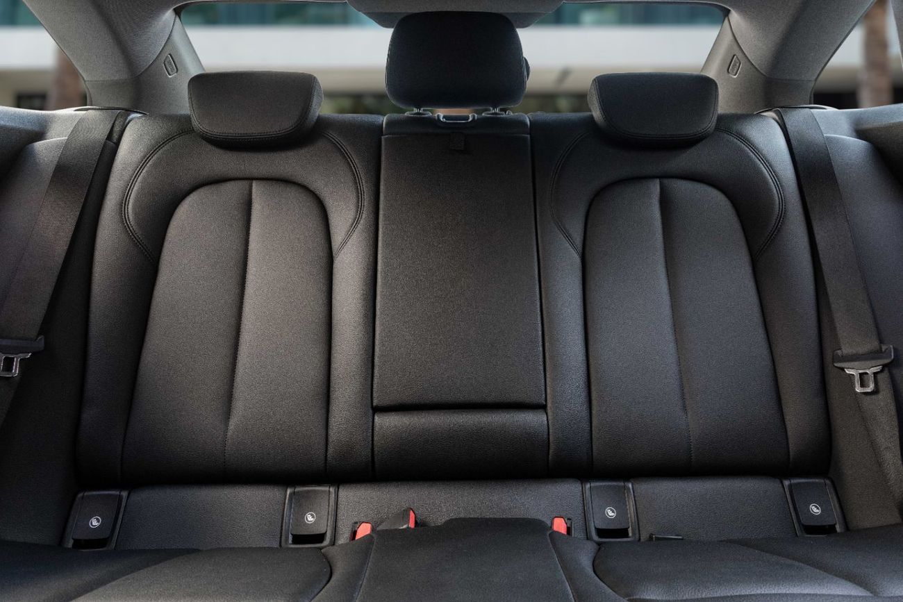 BMW 218i 218i Gran Coupe | 1,704 P.M | 0% Downpayment | Agency Warranty!