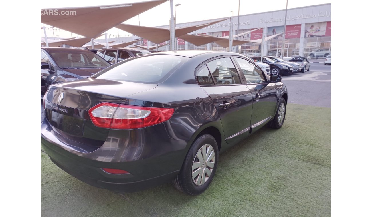 Renault Fluence Gulf model 2014 without accidents in excellent condition