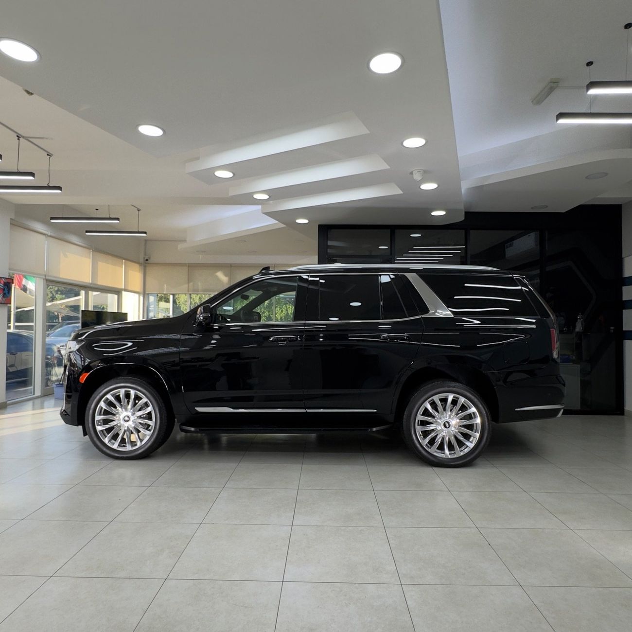 Cadillac Escalade Premium Luxury 6.2L 4WD