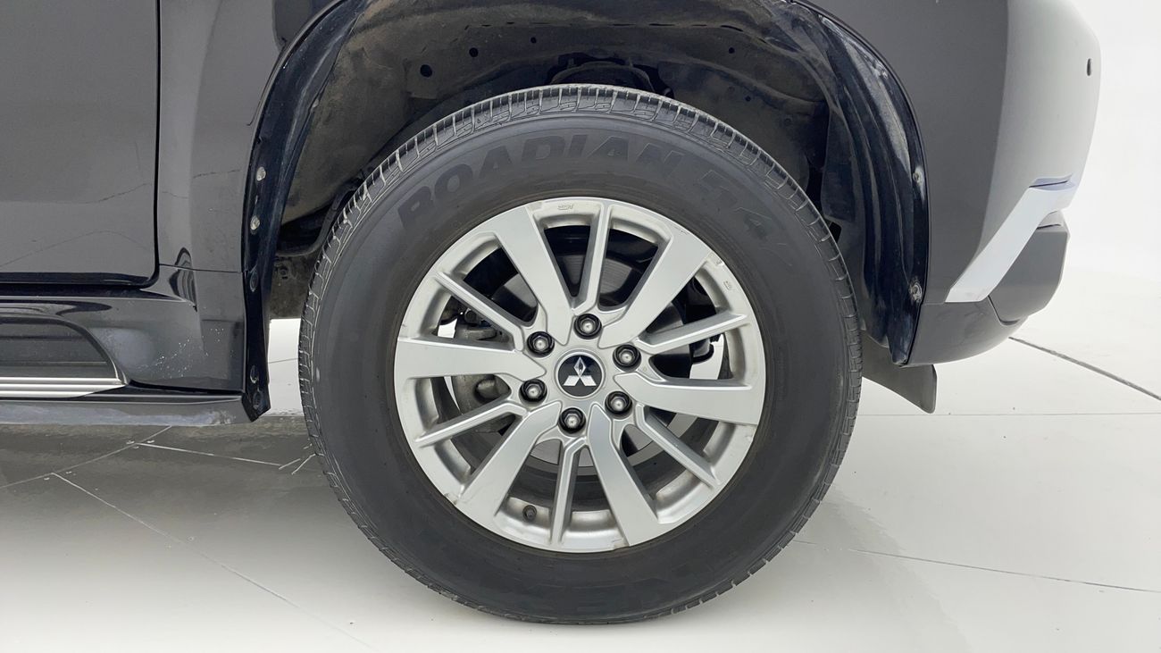 Mitsubishi Montero Sport GLS MIDLINE 3 | Zero Down Payment | Home Test Drive