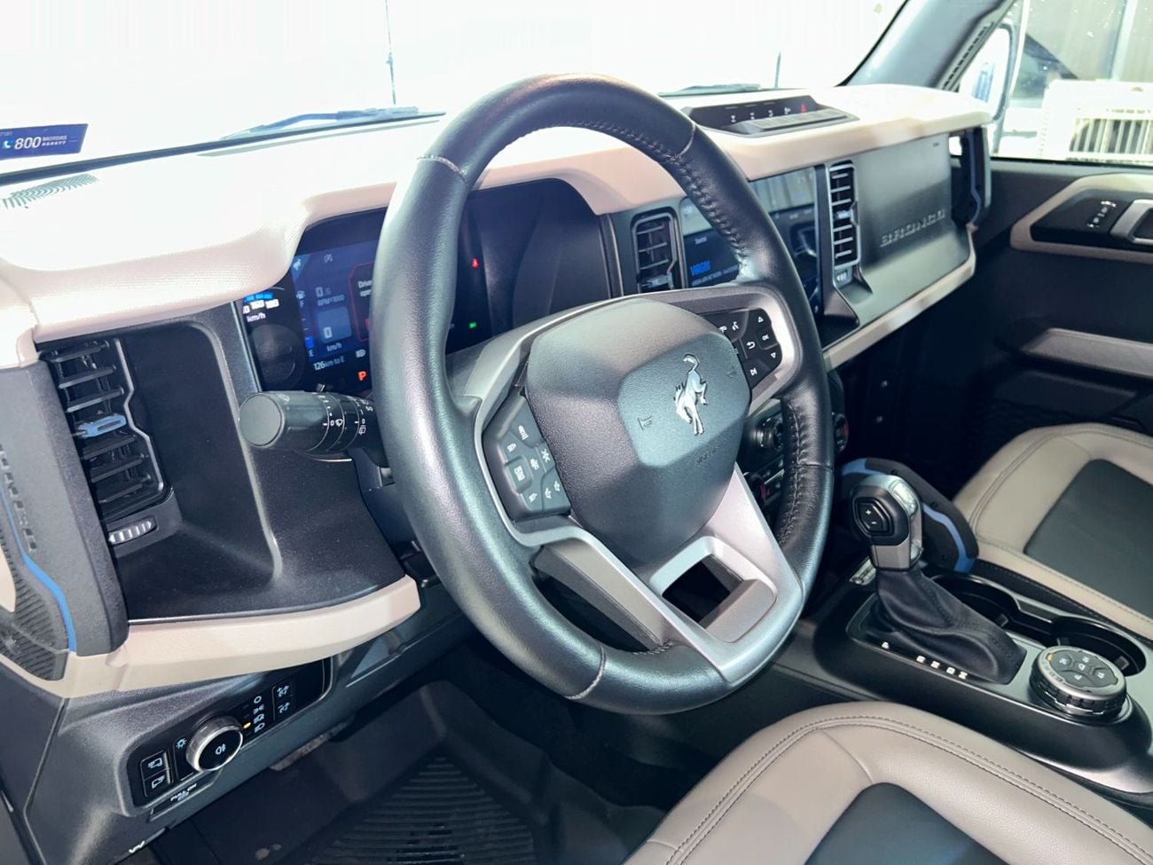 Ford Bronco Wildtrak 2.7L (5 Seater) B4D4623 / AL TAYER MOTORS / AL QOUZ SHOWROOM