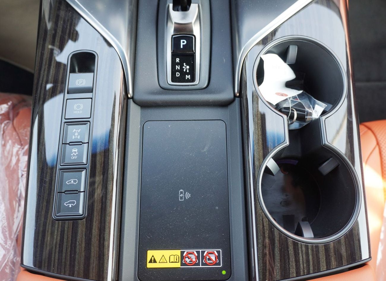 لكزس LX 700h VIP 2026 MODEL LEXUS-LX700 3.5L HEV VIP