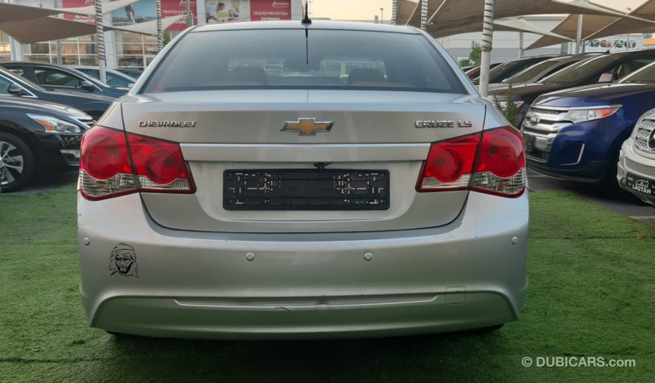 Chevrolet Cruze Gulf - No. 2 - agency dye - without camera accidents - screen in excellent condition, you do not nee