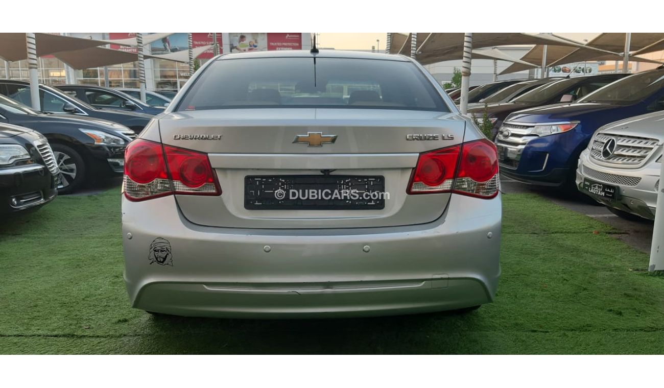 Chevrolet Cruze Gulf - No. 2 - agency dye - without camera accidents - screen in excellent condition, you do not nee