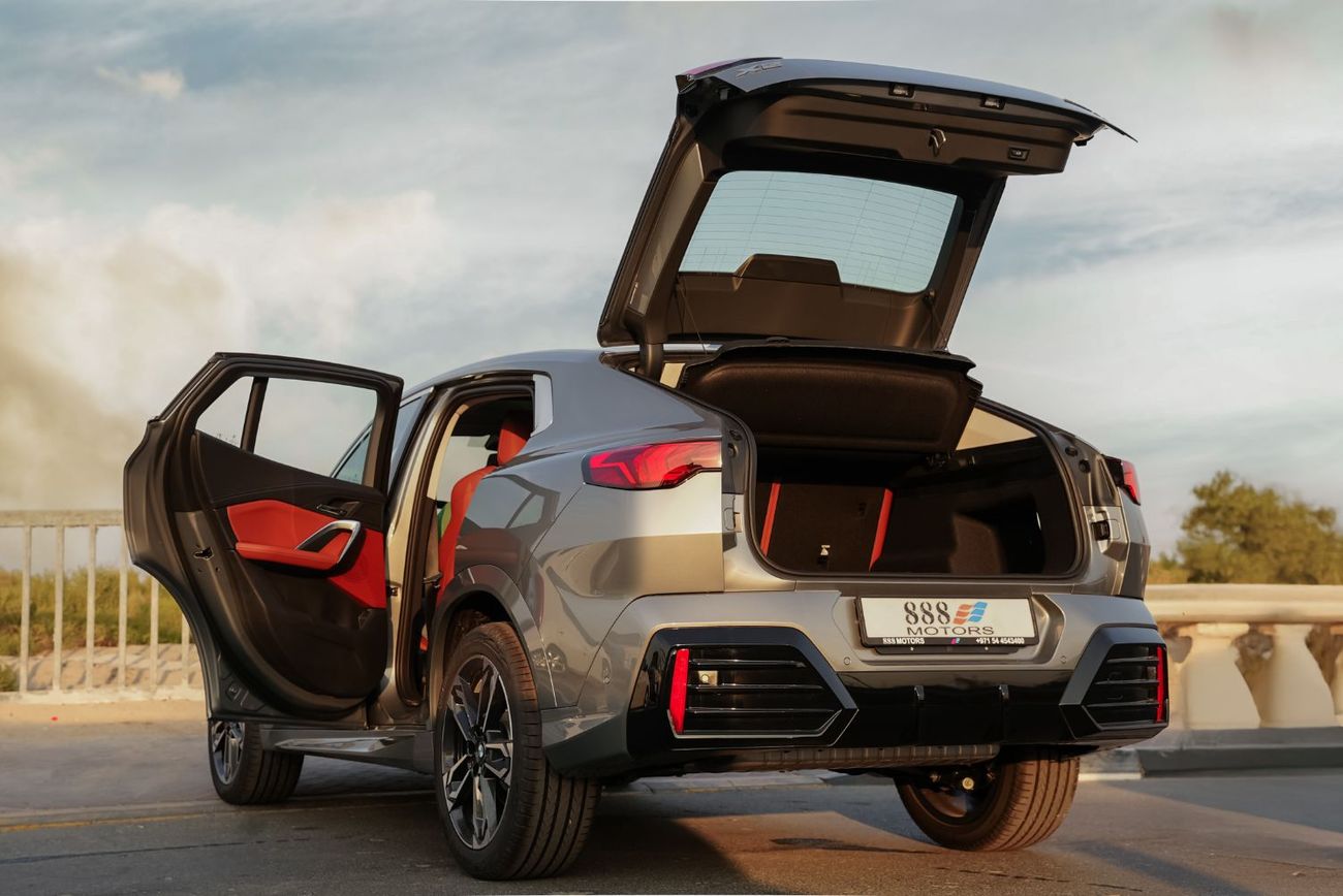 بي أم دبليو X2 2026 BMW X2 S-Drive 25i M 2.0T FWD 0Km