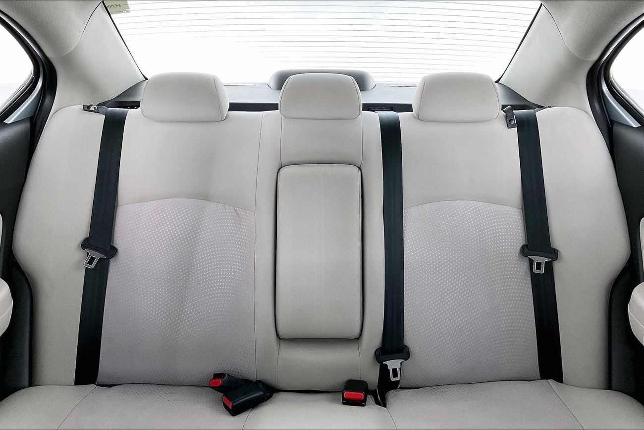 Mitsubishi Attrage GLX Mid