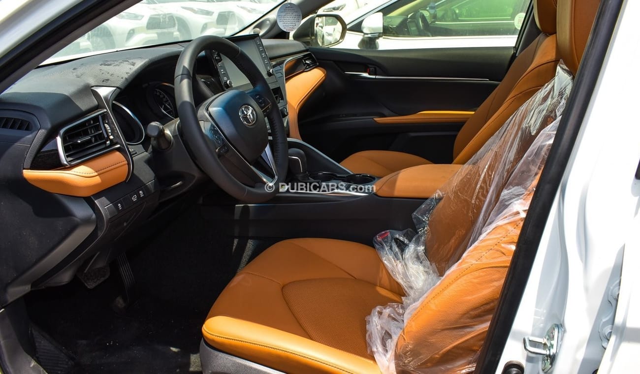 Toyota Camry TOYOTA CAMRY GLE-X 2.5L Hybrid - WHITE - 2023