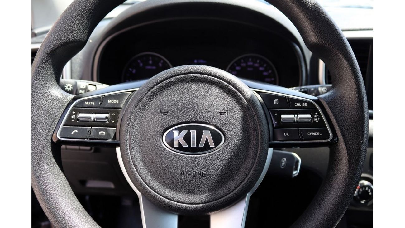 كيا سبورتيج EX خالية من الحوادث - خليجي - بحالة الوكالة - مكينة 1600 سي سي -