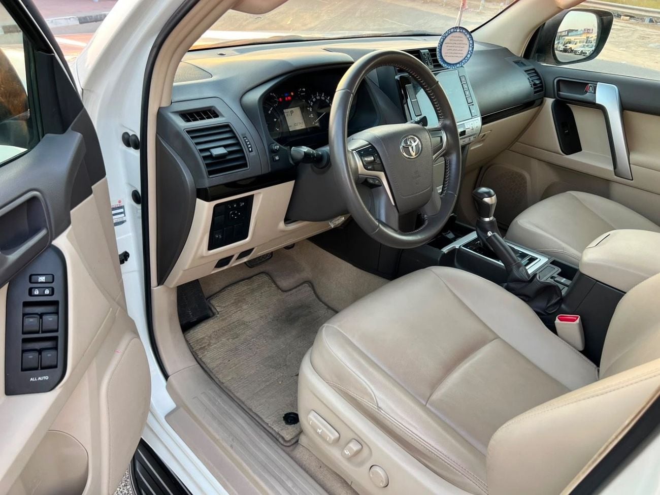 Toyota Prado TXL3 TXL2