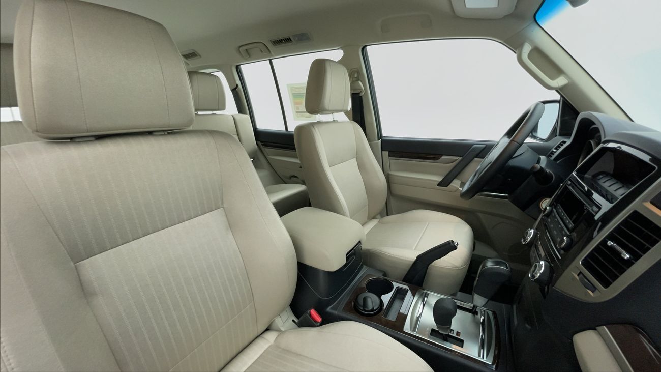 Mitsubishi Pajero GLS 3500