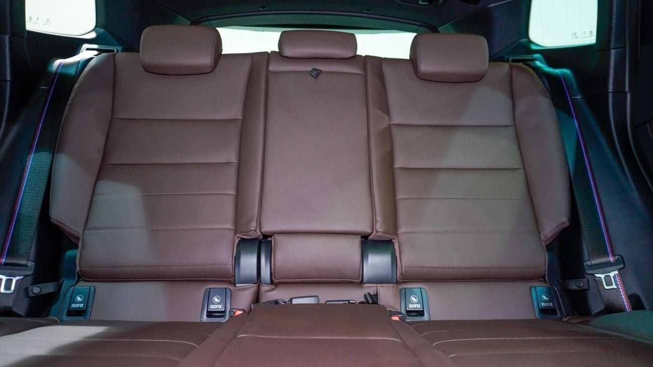 بي أم دبليو X1 SDrive 20 I