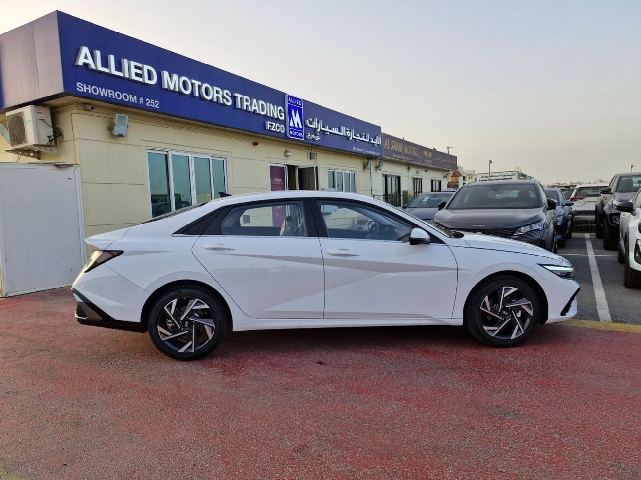Hyundai Elantra 2025 HYUNDAI ELANTRA FULL BRAND NEW 0Km WITH 5% VAT INCLUDING WARRANTY + SERVICE
