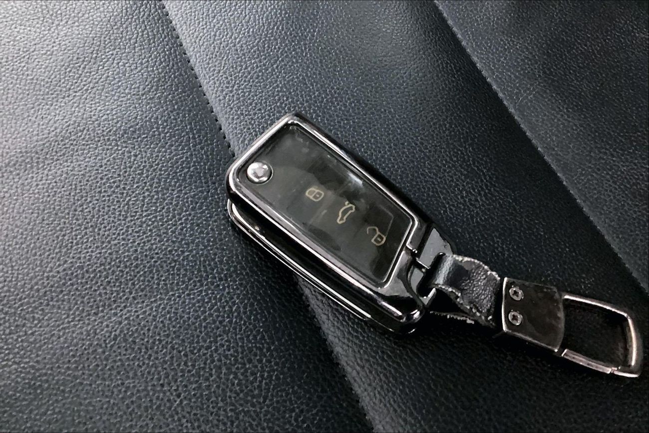 Volkswagen Tiguan R-Line | Guaranteed Warranty | 0 Down Payment