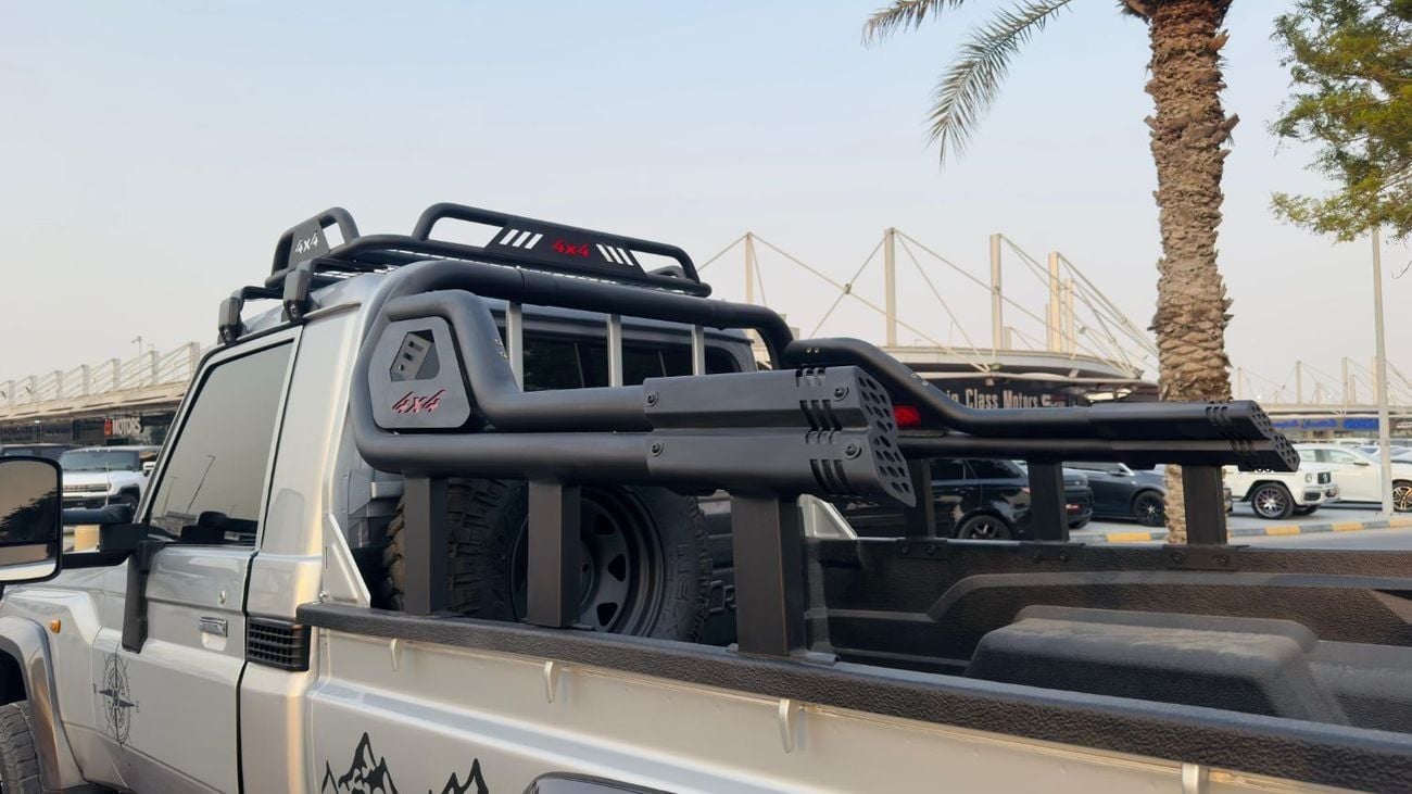 Toyota Land Cruiser Pick Up AFTER MARKET MODIFIED | SINGLE CABIN | 4.5L DIESEL ENGINE | MANUAL TRANSMISSION | RHD