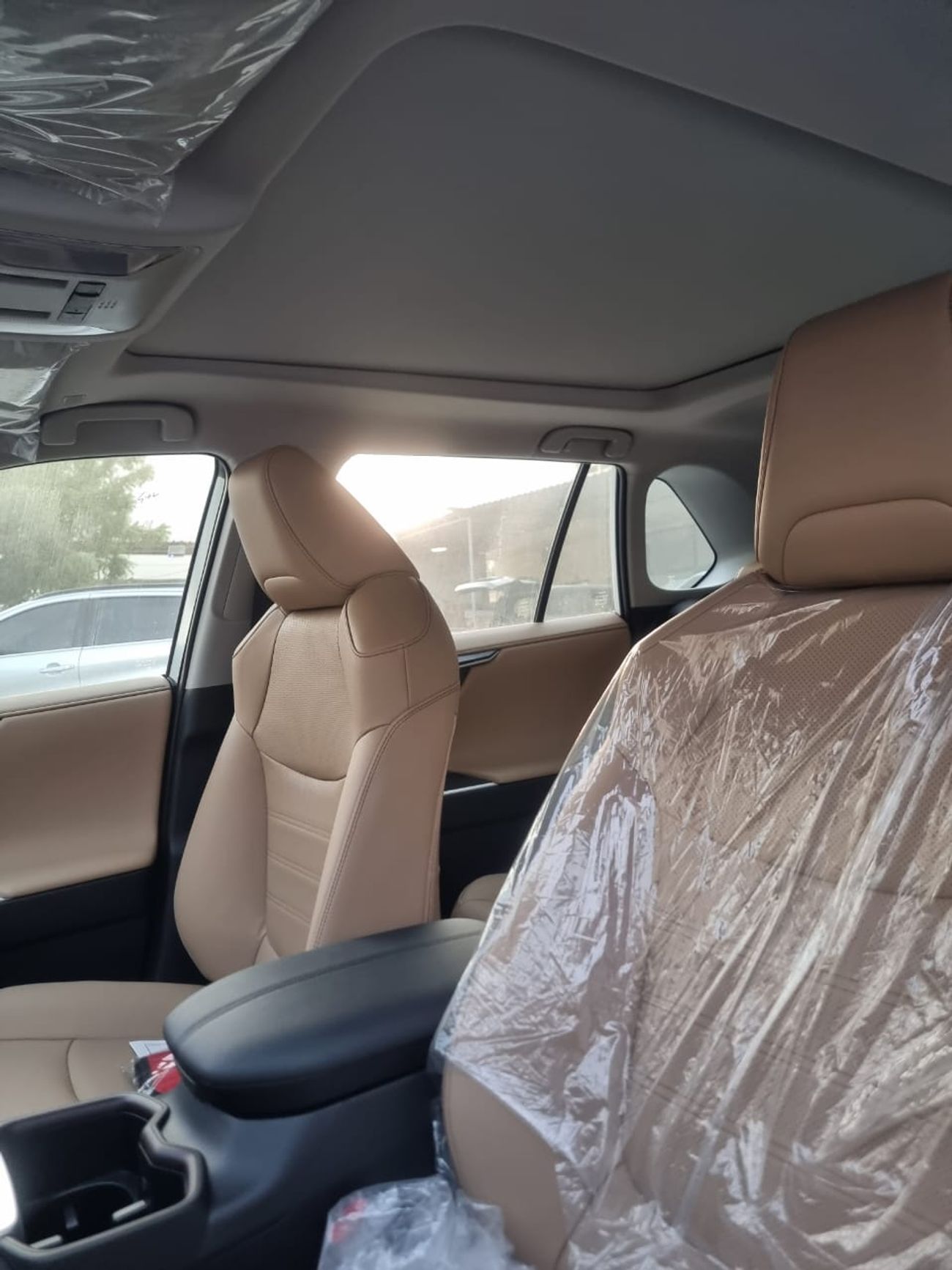 Toyota RAV4 2.5L Hybrid Limited , Electric Seat, Radar, Panoramic Roof, Model 2025 For Export, Saudi Specs