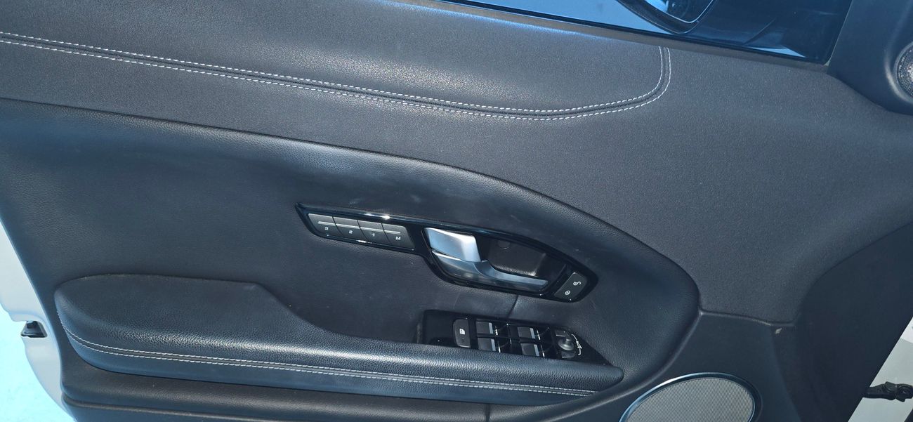 لاند روفر رانج روفر إيفوك Landmark edition