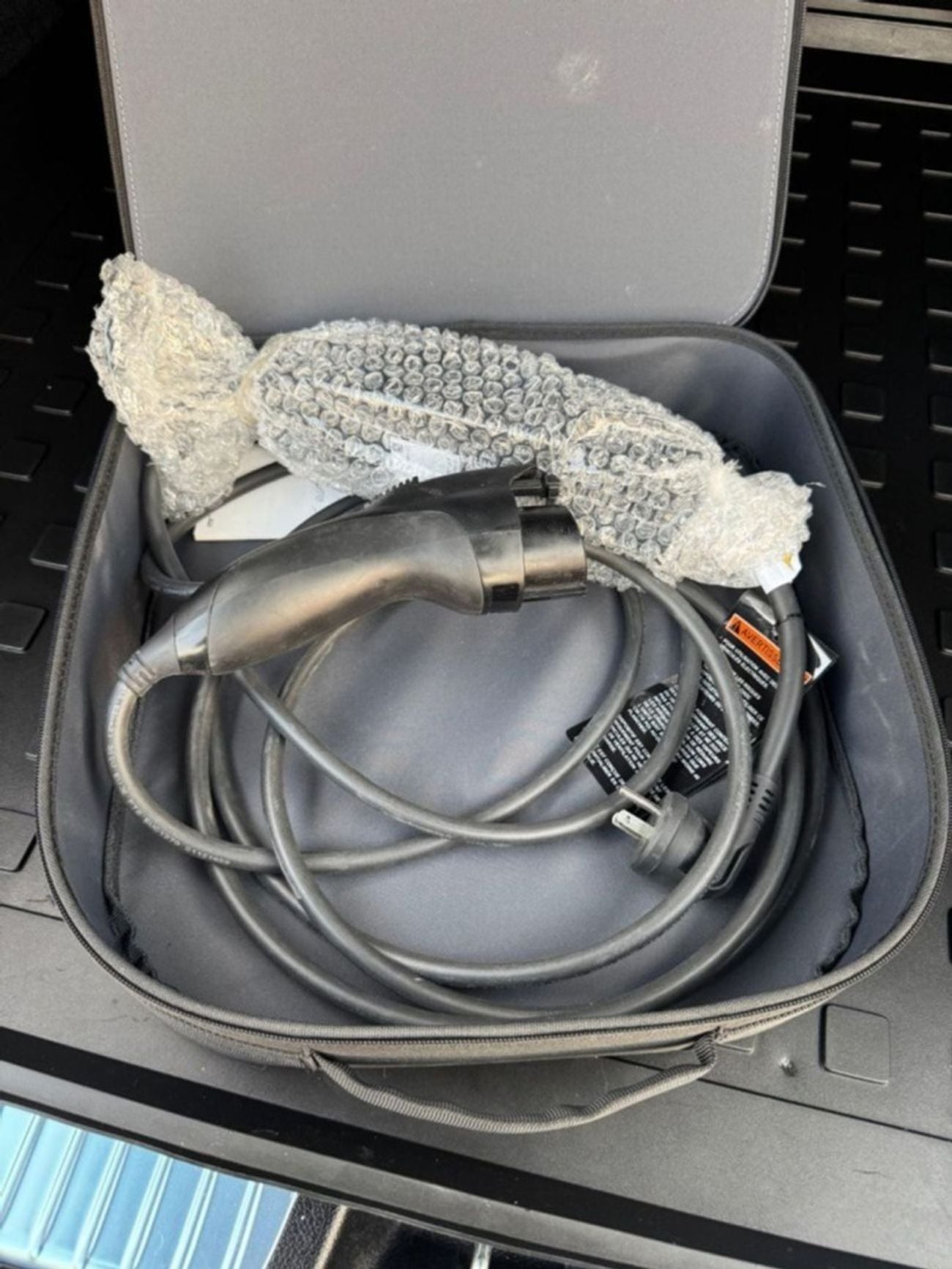 مرسيدس بنز EQE 350 SUV MERCEDES-BENZ EQE 350 SUV | 4 MATIC, FULL OPTION | FOR UAE +10% VAT & CUSTOMS